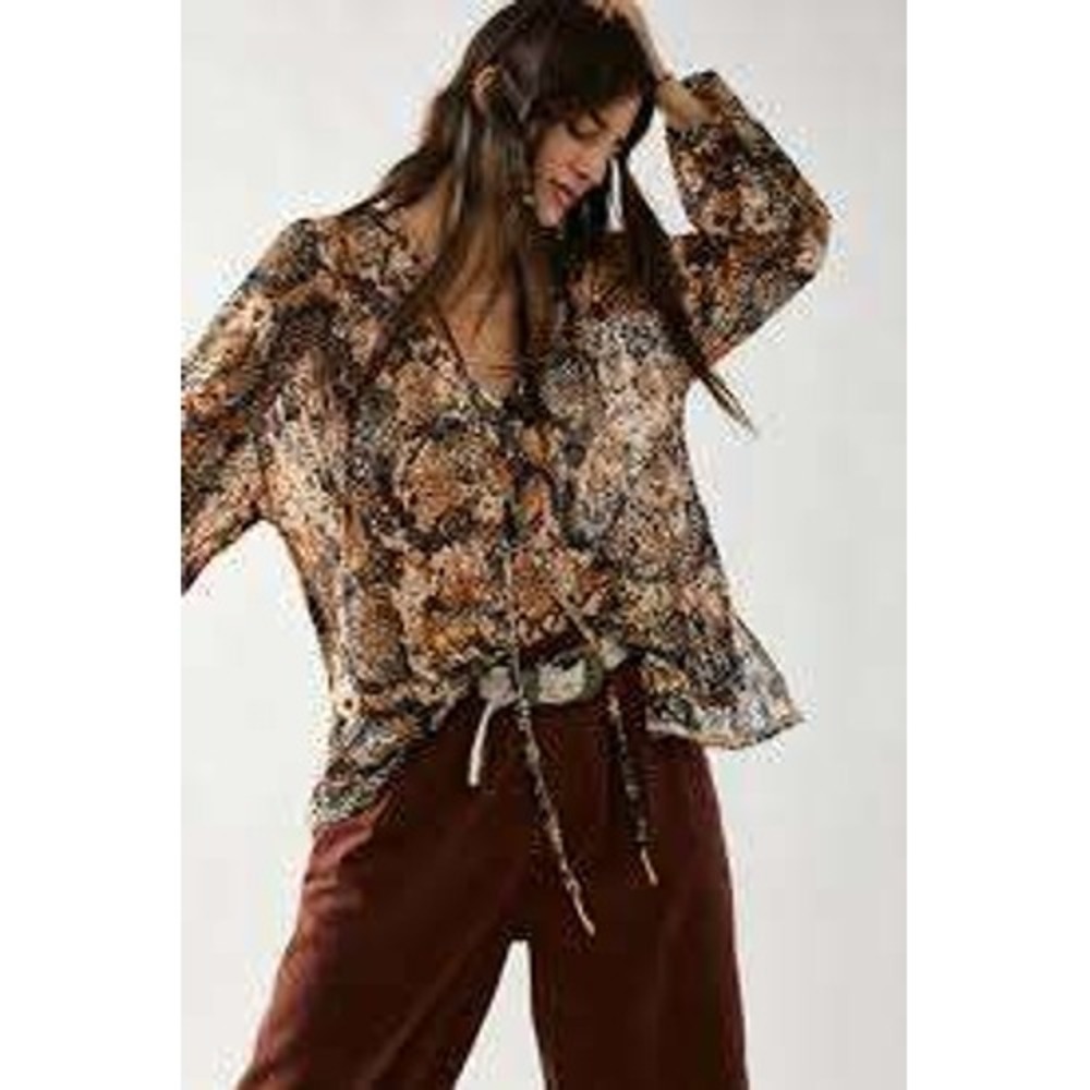 Free People Out For The Night Top Women XS Brown Snakeskin Lace V-Neck Blouse